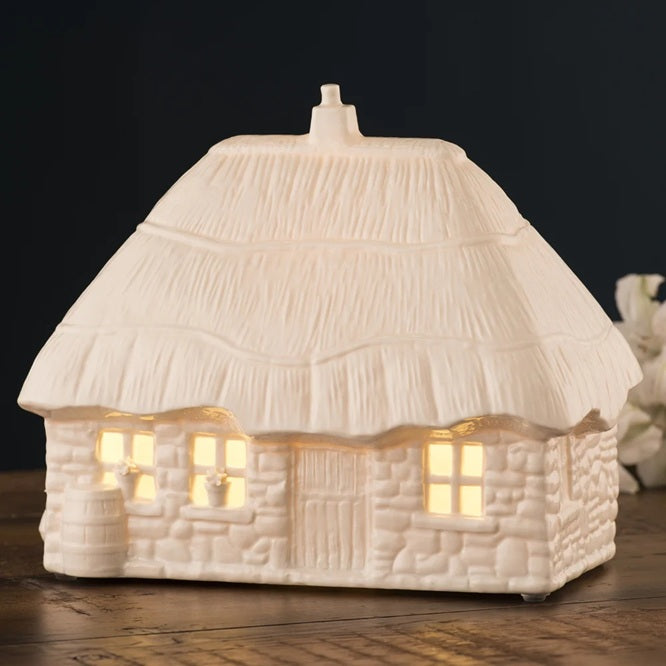 Thatched Cottage Luminaire