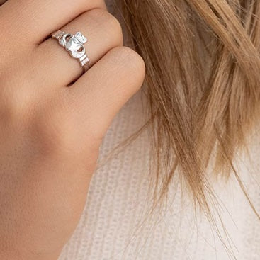 Light Claddagh Ring