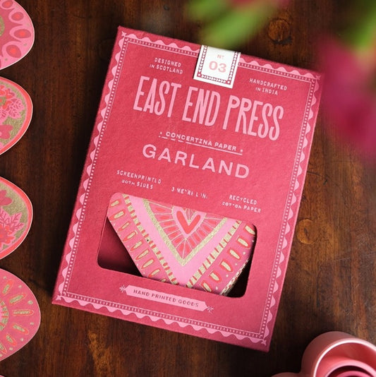 Valentine Hearts Concertina Garland